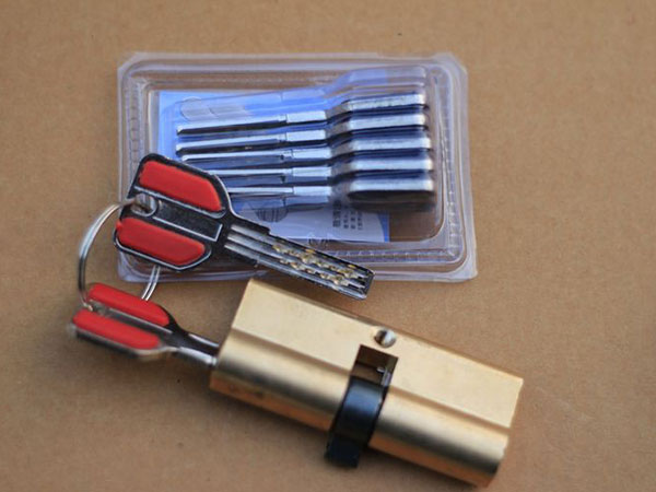 青白江24小时上门开锁公司